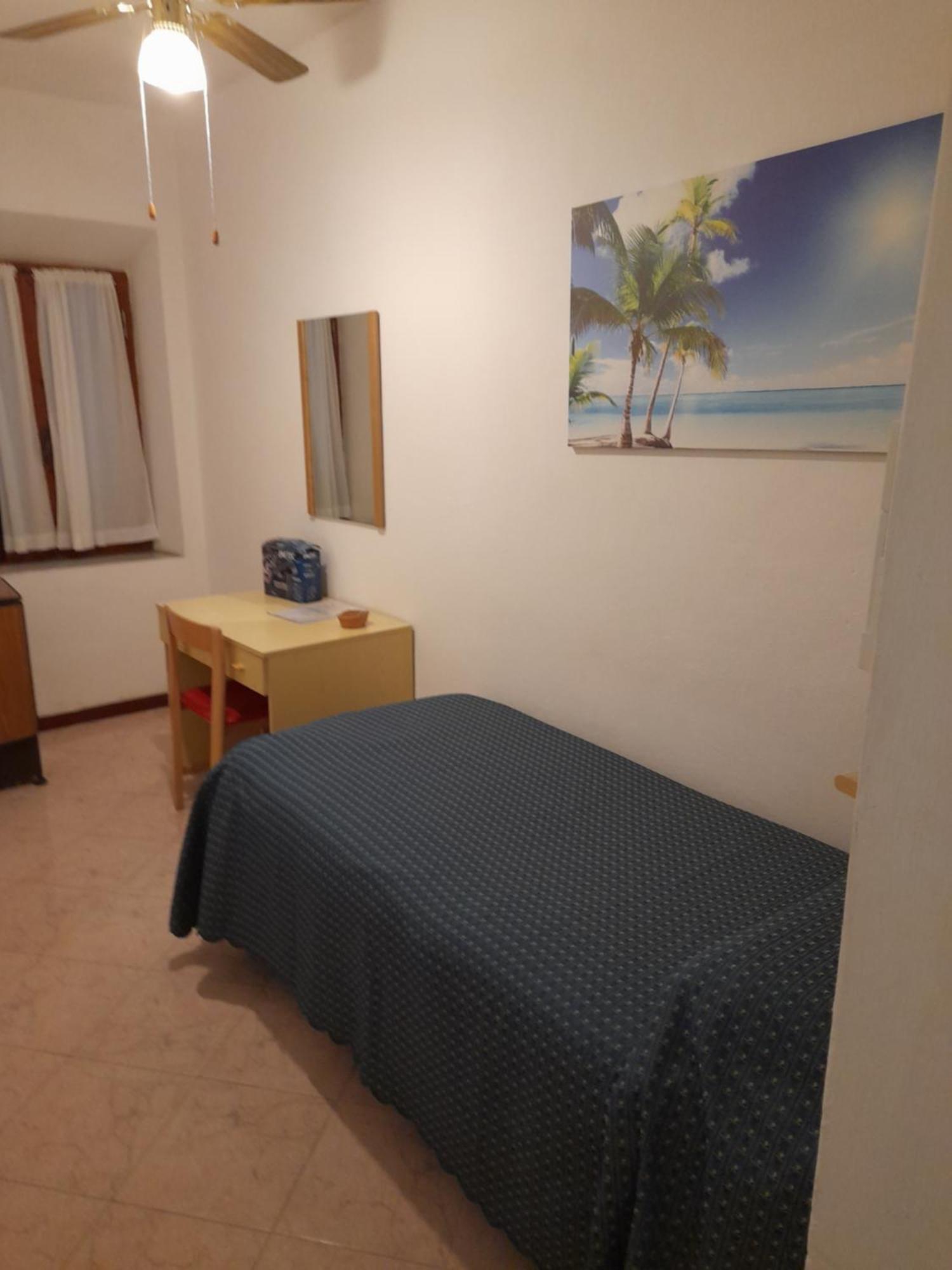 Hotel Anselmi Марчиана-Марина Экстерьер фото